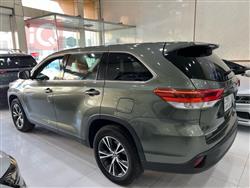 تۆیۆتا هایلاندەر